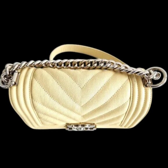 Chanel Boy Bag Size Small Yellow Caviar - Picture 5 of 11
